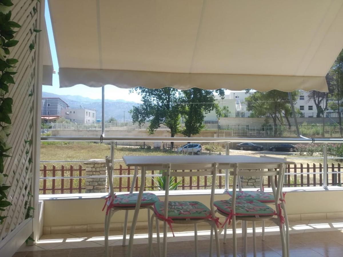 Villa Vasil Mertiri Himare Luaran gambar
